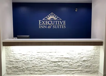 Executive Inn & Suites Joaquin hotel thumbnail 7