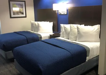 Executive Inn & Suites Joaquin hotel thumbnail 8