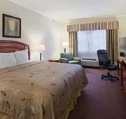 Best Western Cleveland Inn & Suites hotel detail image 4