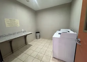 Best Western Cleveland Inn & Suites hotel thumbnail 8