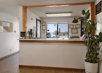 Super 8 by Wyndham Douglas hotel thumbnail 2
