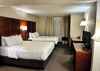 Comfort Inn & Suites Sterling hotel thumbnail 4