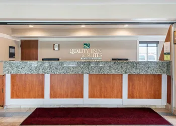 Quality Inn & Suites Limon hotel thumbnail 3
