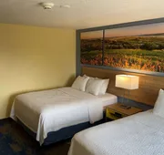 Days Inn by Wyndham Newton hotel detail image 4