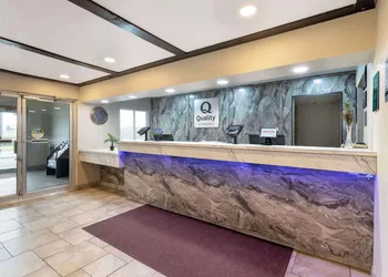 Quality Inn Newton at I-80 hotel thumbnail 2