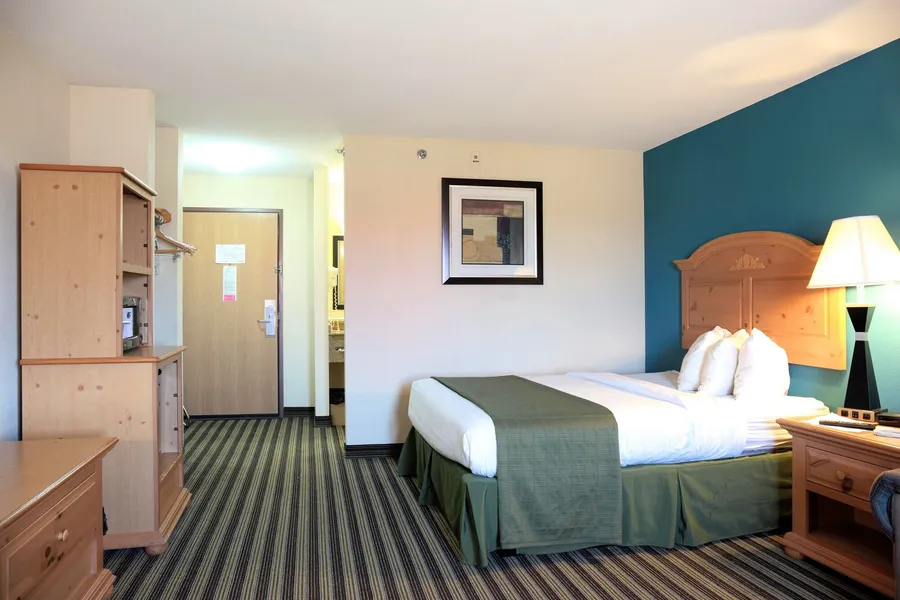 American Inn and Suites hotel detail image 6