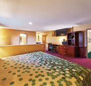 Econo Lodge Maquoketa hotel detail image 5