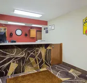 Super 8 by Wyndham Charles City hotel detail image 3