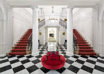 The Mansion at Glen Cove hotel thumbnail 2