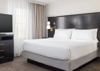 Staybridge Suites Phoenix - Chandler by IHG hotel thumbnail 6