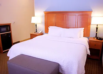 Hampton Inn Sidney NE hotel thumbnail 6
