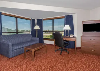 Days Inn by Wyndham Sidney NE hotel thumbnail 6