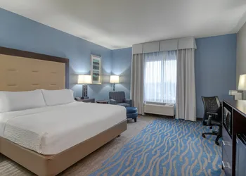 Holiday Inn Express & Suites Edwardsville by IHG hotel thumbnail 5