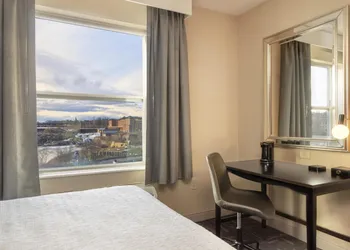 Hampton Inn Lewiston-Auburn hotel thumbnail 8