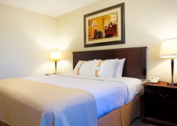 Holiday Inn Hotel & Suites Lloydminster by IHG hotel thumbnail 5