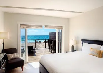 Sun Tower Hotel & Suites on the Beach hotel thumbnail 5