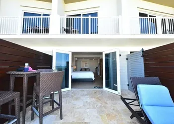 Sun Tower Hotel & Suites on the Beach hotel thumbnail 7