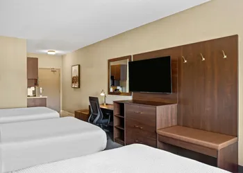 Ramada by Wyndham Drumheller Hotel & Suites hotel thumbnail 7