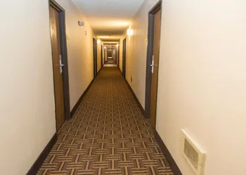 Super 8 by Wyndham Concordia hotel thumbnail 5