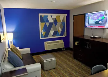 Express Inn Parsons hotel thumbnail 5