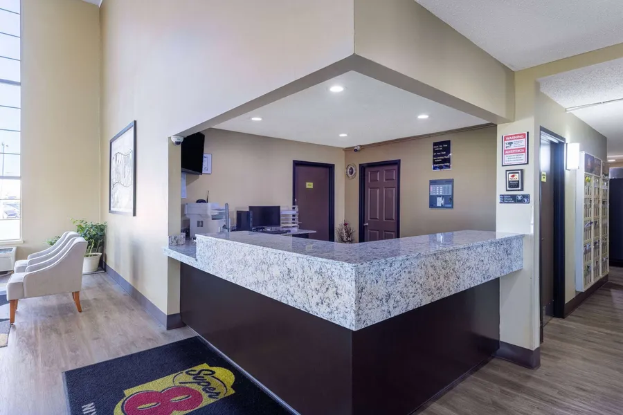 Super 8 by Wyndham Nixa/Springfield Area hotel detail image 2