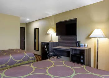 Super 8 by Wyndham Nixa/Springfield Area hotel thumbnail 8