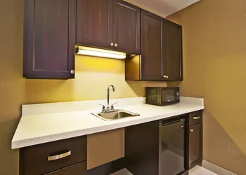 Holiday Inn Express & Suites Springfield - Dayton Area by IHG hotel thumbnail 8