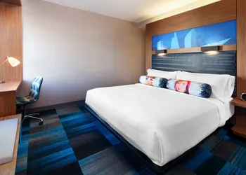 Aloft by Marriott Denver Downtown hotel thumbnail 5