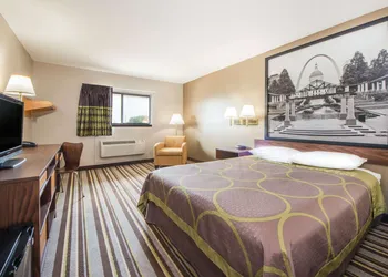 Super 8 by Wyndham Nevada hotel thumbnail 4