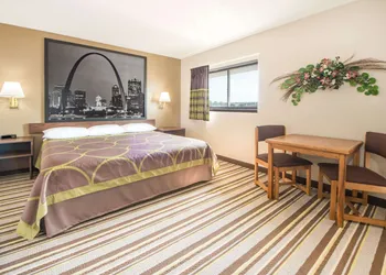 Super 8 by Wyndham Nevada hotel thumbnail 6