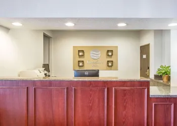 Comfort Inn Bolivar hotel thumbnail 3