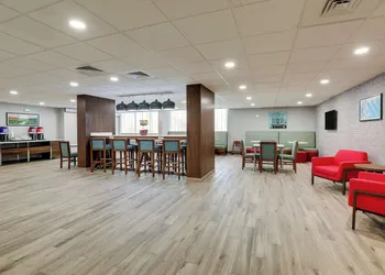 Hampton Inn Lebanon hotel thumbnail 2