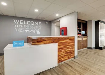 Hampton Inn Lebanon hotel thumbnail 5