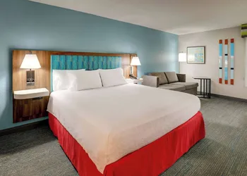 Hampton Inn Lebanon hotel thumbnail 8