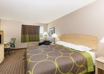 Super 8 by Wyndham Carroll/East hotel thumbnail 5