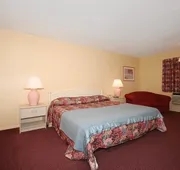 Americas Inn hotel detail image 3