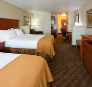 Holiday Inn Express and Suites Mason City by IHG hotel detail image 5