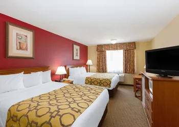 Baymont by Wyndham Fort Dodge hotel thumbnail 6