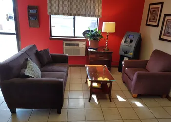 Le Mars Inn & Suites hotel thumbnail 3