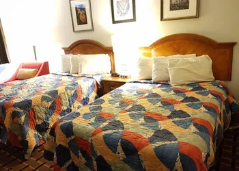 Le Mars Inn & Suites hotel thumbnail 5