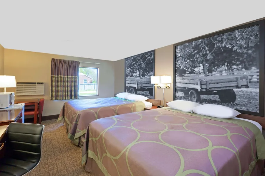 Super 8 by Wyndham Carroll hotel detail image 6