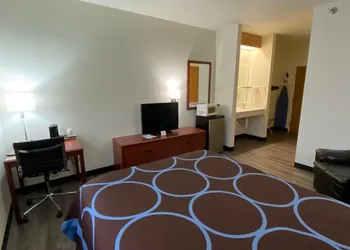 Super 8 by Wyndham Ida Grove hotel thumbnail 8
