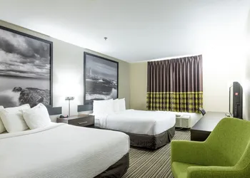 Super 8 by Wyndham Truro NS hotel thumbnail 6