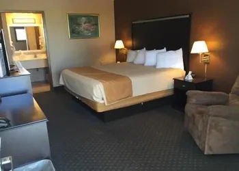 Americas Best Value Inn York hotel thumbnail 3