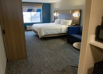 Holiday Inn Express Oneill by IHG hotel thumbnail 6