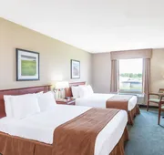 Super 8 by Wyndham Windsor NS hotel detail image 5