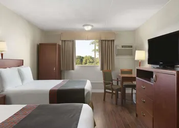 Days Inn & Conference Center by Wyndham Bridgewater hotel thumbnail 6