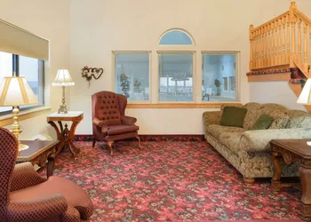 Super 8 by Wyndham Bethany MO hotel thumbnail 3