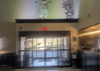 Quality Inn Warrensburg hotel thumbnail 3