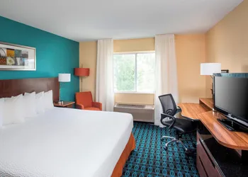 Fairfield Inn & Suites Terre Haute hotel thumbnail 4
